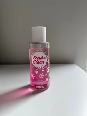 Victoria’s Secret Fresh & Clean  - Se bilder. 
