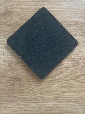 Jerry’s Deluxe Spinner för konståkning.  - Funkar bra. Används för att träna pirouetter hemma för konståkning och off-ice träning. Från Jerrys. Nypris enligt Tinas konståkningsshop: 949 kr. Säljs för att jag slutat med konståkning. 