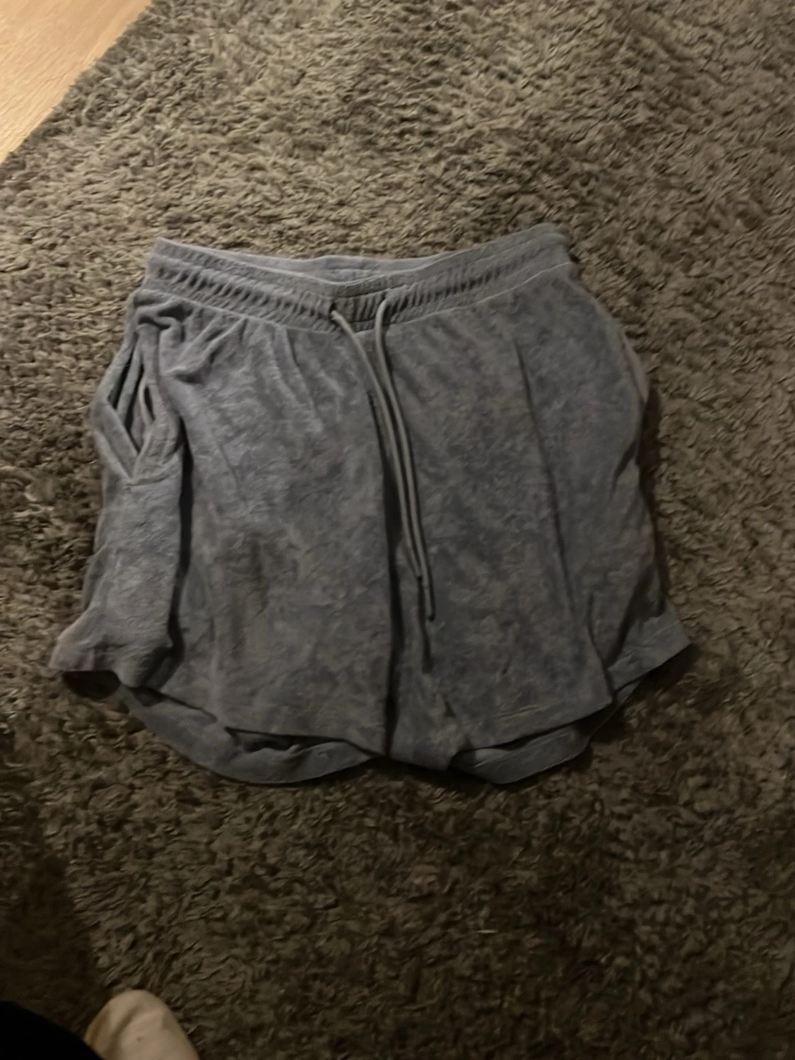 3 par short med snören och ett par utan  - 1