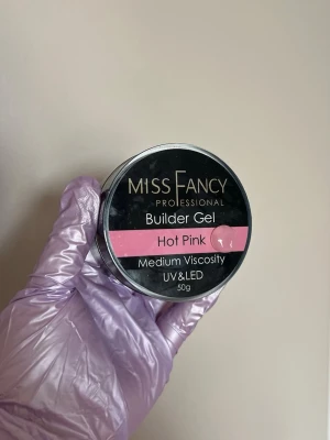 Missfancy Hot Pink 50g - Minst 35g kvar