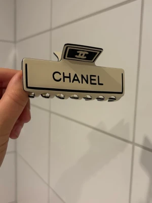 Cc hårklämma - Helt ny oanvänd cc hårklämma