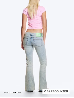 Cheap Monday jeans - Säljer ett par cheap Monday jeans då de inte kommer till användning längre, storlek 25/30 i bra skick för att ha använt de några gånger.