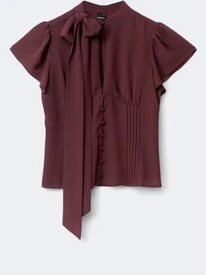 Blus Gina - Supersöt brun blus från Gina Tricot🤎 Endast använd fåtal gånger så jättebra skick. Skickar fler bilder privat🤎