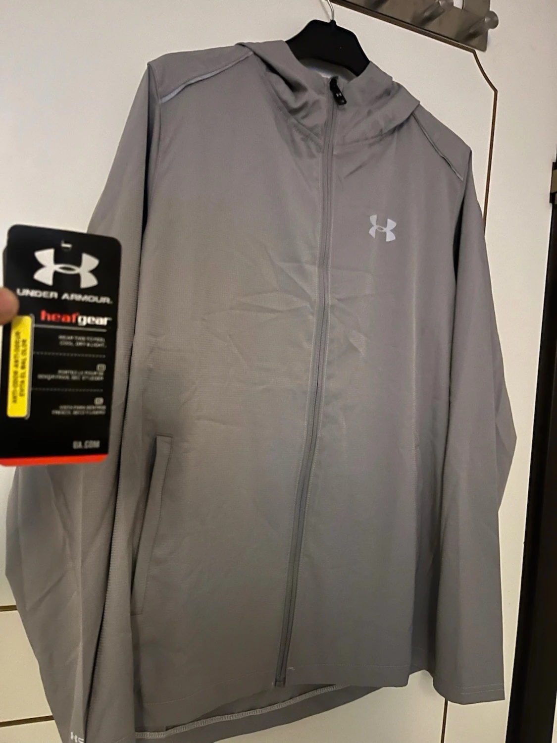 Grå vindjacka från Under Armour - 3