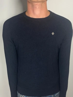 Morris merinoull tröja - 👕 Plagg: merinoull tröja                                                               📏 Storlek: M sitter som XS                                                                🏷️ Märke/Modell: Morris                                           ✨ Skick: Fint skick                                                        💬 Vid frågor är det bara att skriva!                                                                                          🛍️ Gramenti
