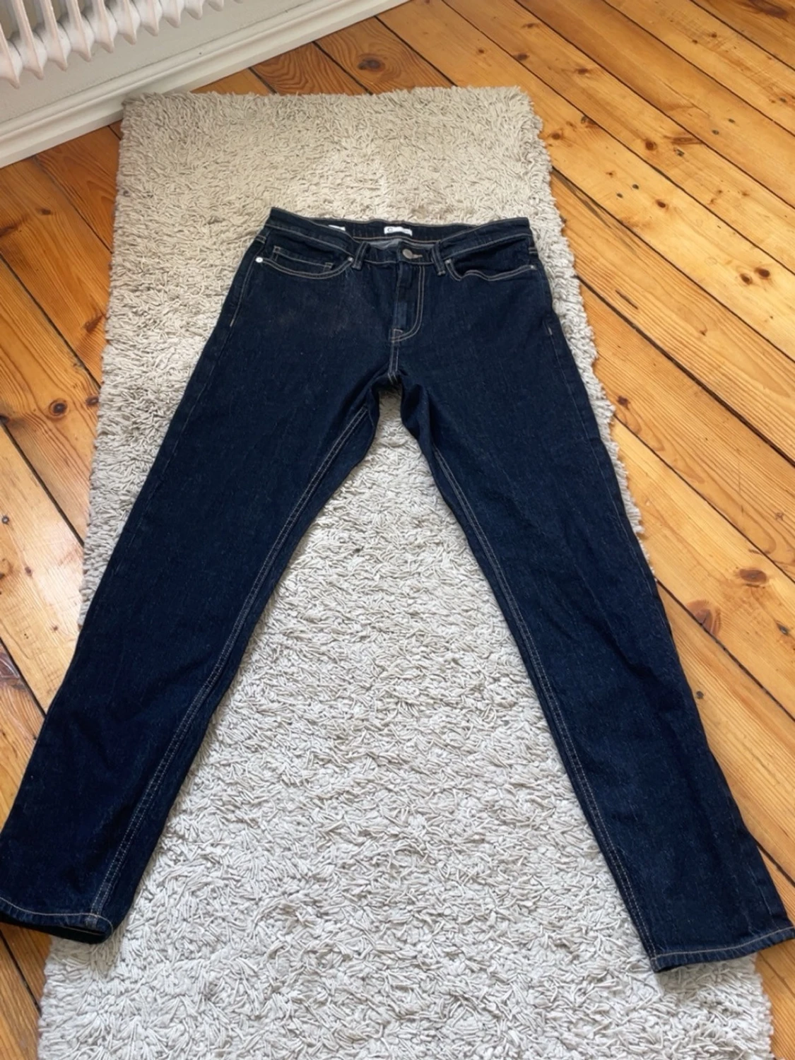 Mörkblå raka jeans 31/32