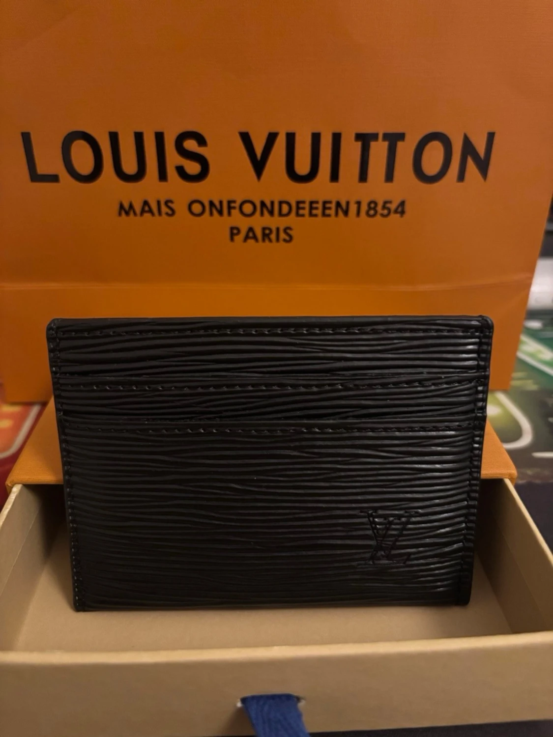 Rutig svart plånbok