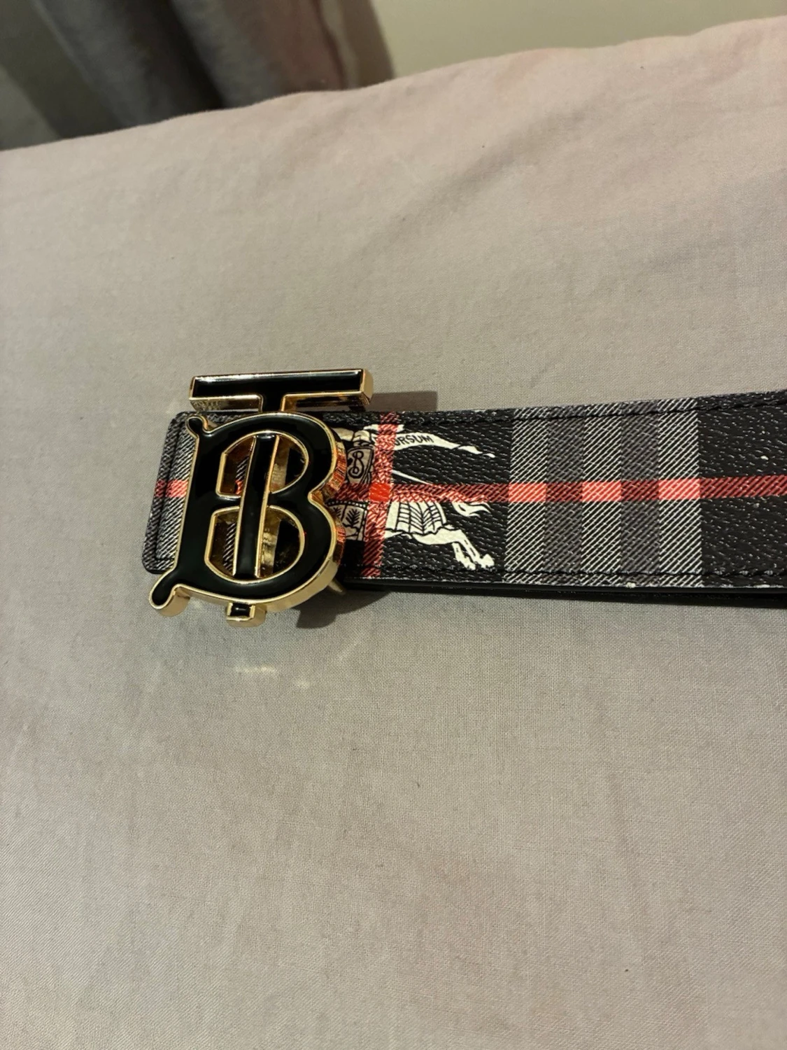 Rutmönstrat Burberry bälte med guldspänne - 1