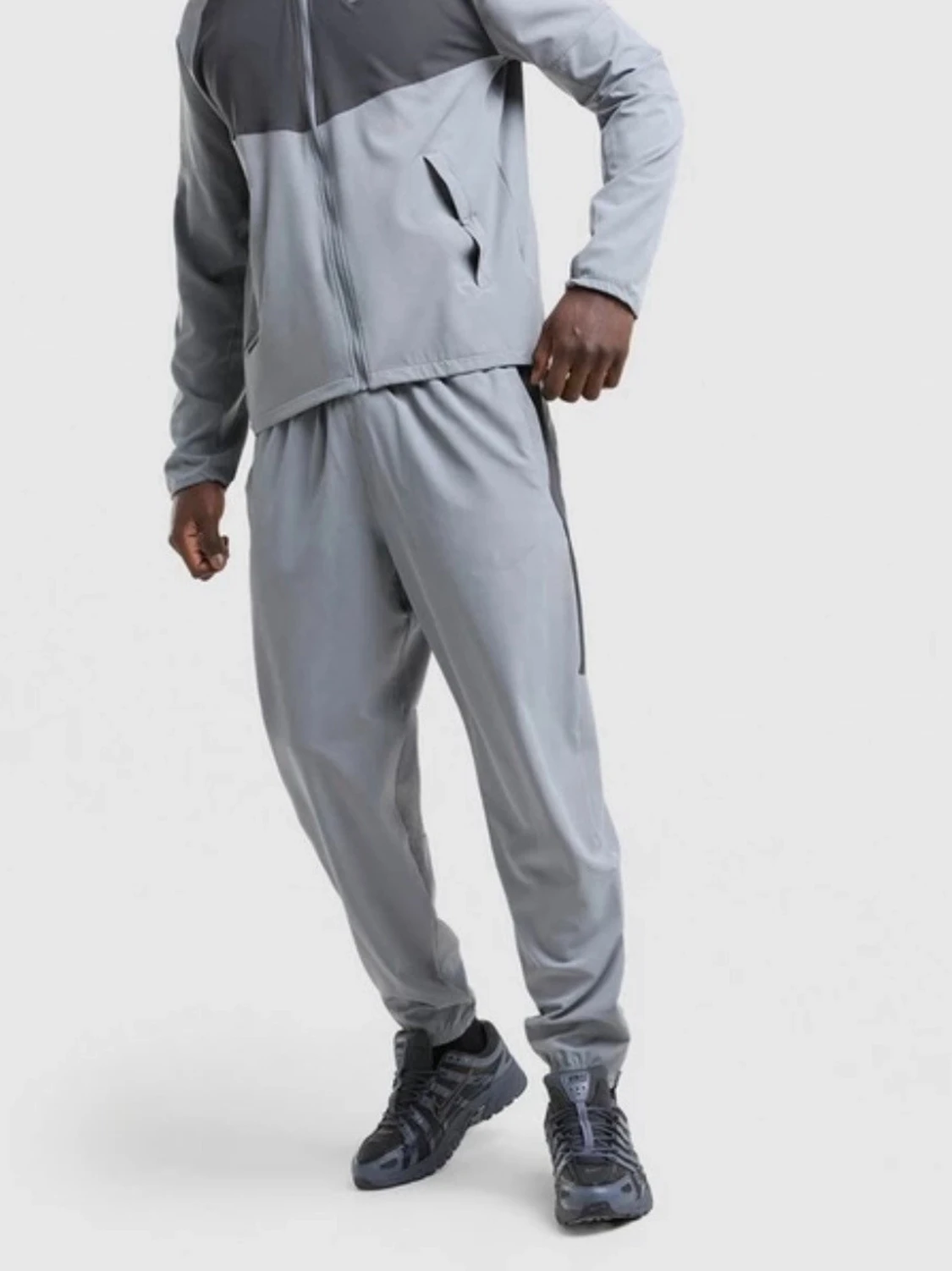 Grå och svart Nike Miller. Pris går o diskutera ‼️  - 2