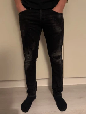 Dondup George  - Säljer nu ett par dondups! Skriv vid intressen