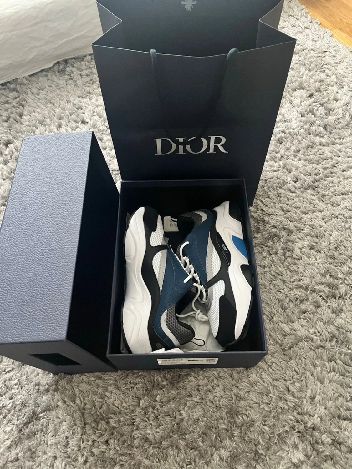 Dior B22 sneakers blå och svart vit 