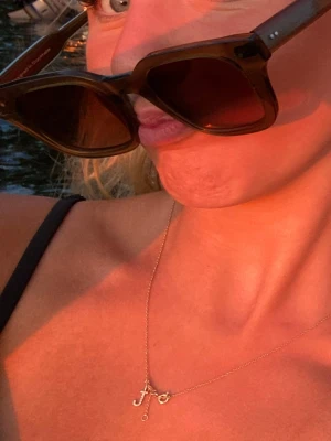 Chimi 04 olivgrön  - Mörkgröna Chimi 04 i stora modellen 