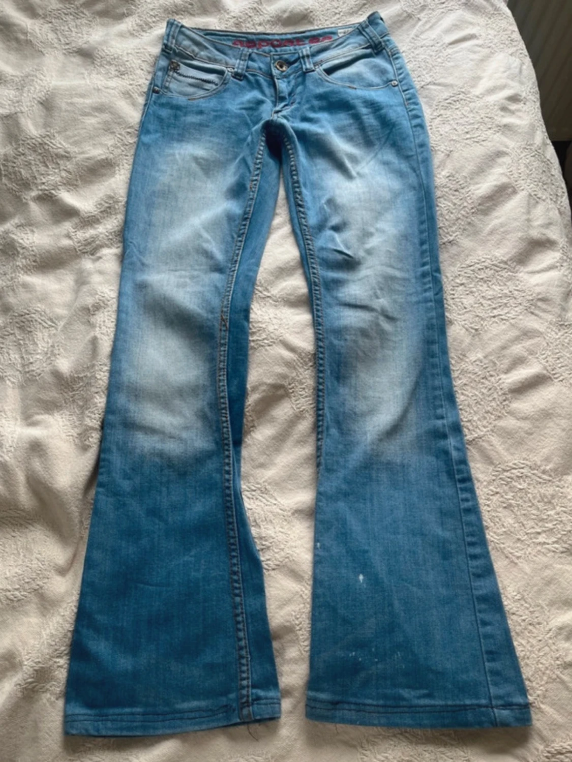 Lågmidjade jeans