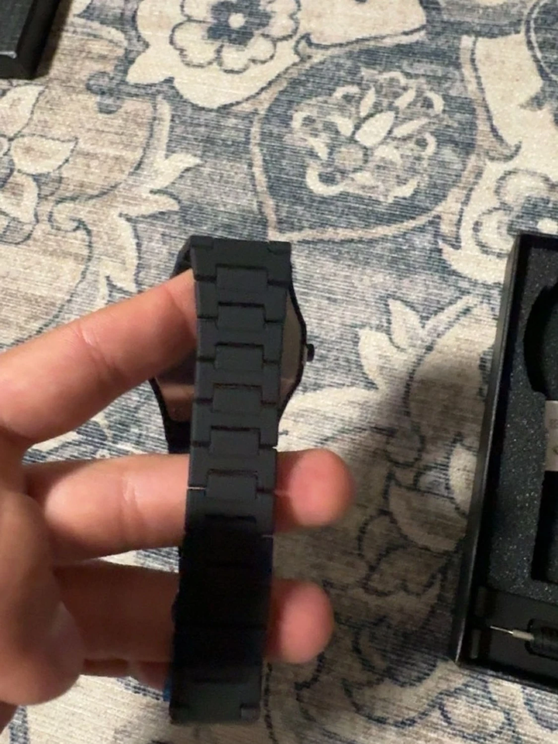 Matt svart klocka - 1