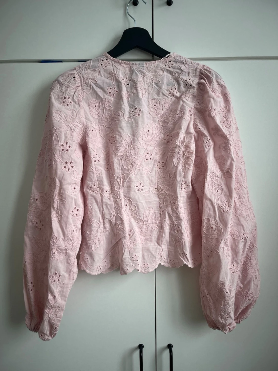 Balloon sleeve blouse - 3