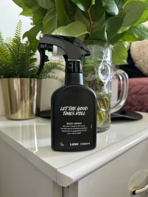 Lush Let The Good Times Roll Body Spray - Helt ny oanvänd 
