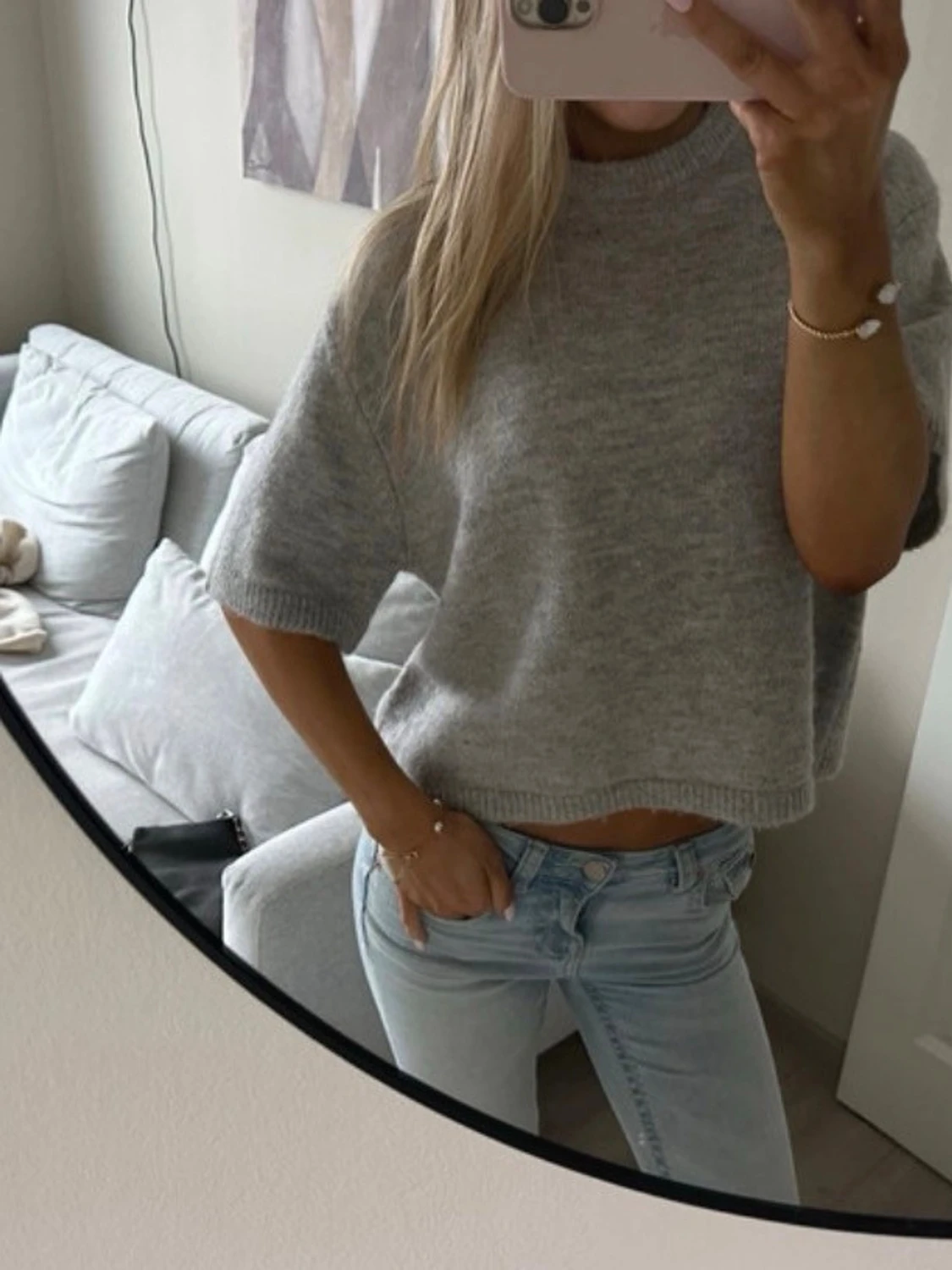 Grå kortärmad stickad tröja - 1