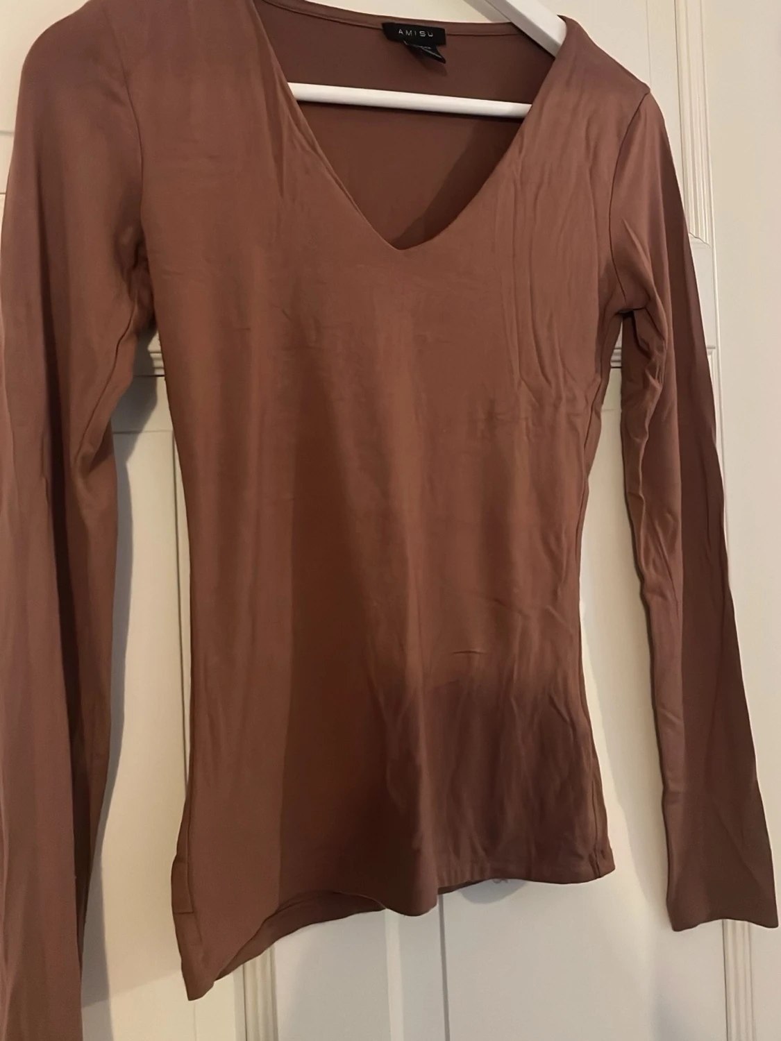 Brun långärmad v-ringad topp - 2