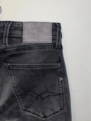 Replay Anbass svarta skinny jeans - Skriv för mer info!