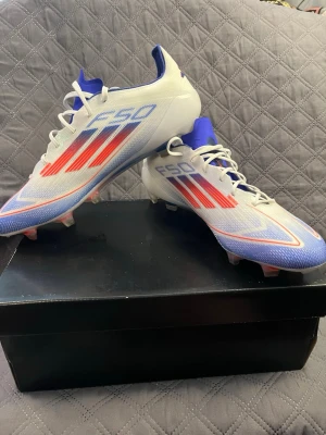 Adidas F50 fotbollsskor  - Adidas f50 storlek 42 