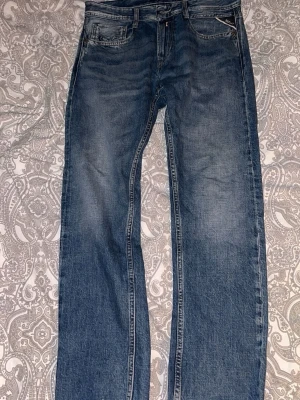 Replay - Säljer ett par replay jeans storlek 30 en smalare modell 