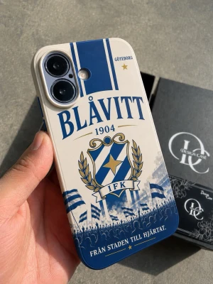 IFK mobilskal - finns i alla modeller - Printed in Sweden  - FINNS I ALLA IPHONE + SAMSUNG MODELLER. Sjukt snyggt IFK mobilskal från Design Case, tryckt i Sverige, skriv gärna vid frågor, priset är förhandlingsbart vid snabb affär och kan skicka direkt efter köpet.  Du kan dessutom designa ett eget mobilskal med dina bilder 🙌