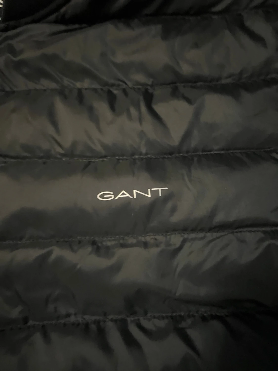 Svart pufferjacka från GANT - 6