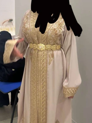 Beige/rosa kaftan - Bältet ingår inte