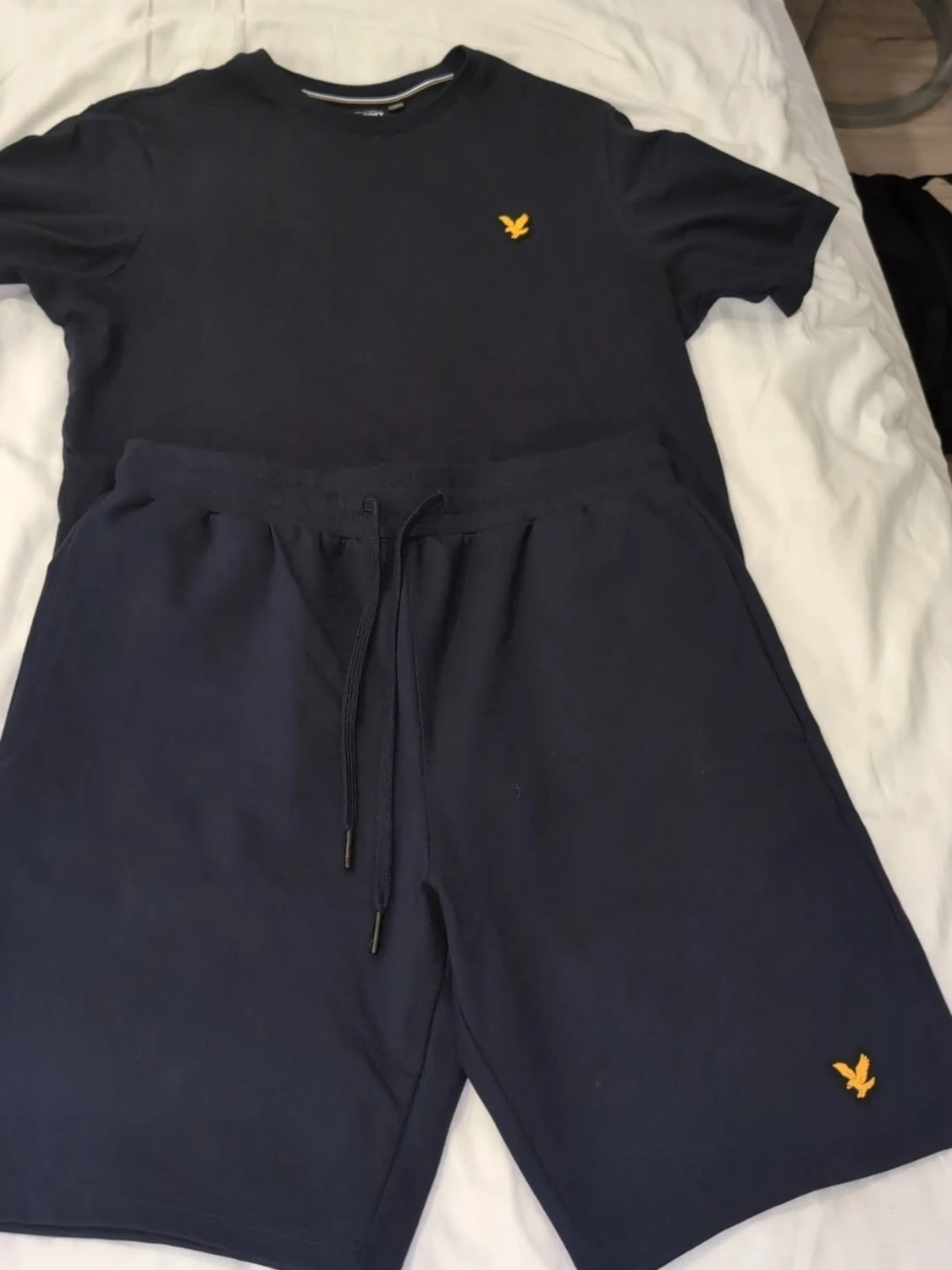 Mörkblå dress från Lyle & Scott helt ny