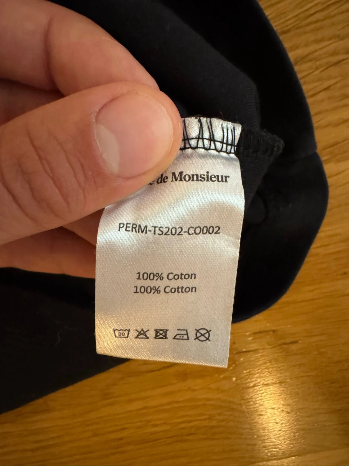 Svart t-shirt från Drôle de Monsieur - 2