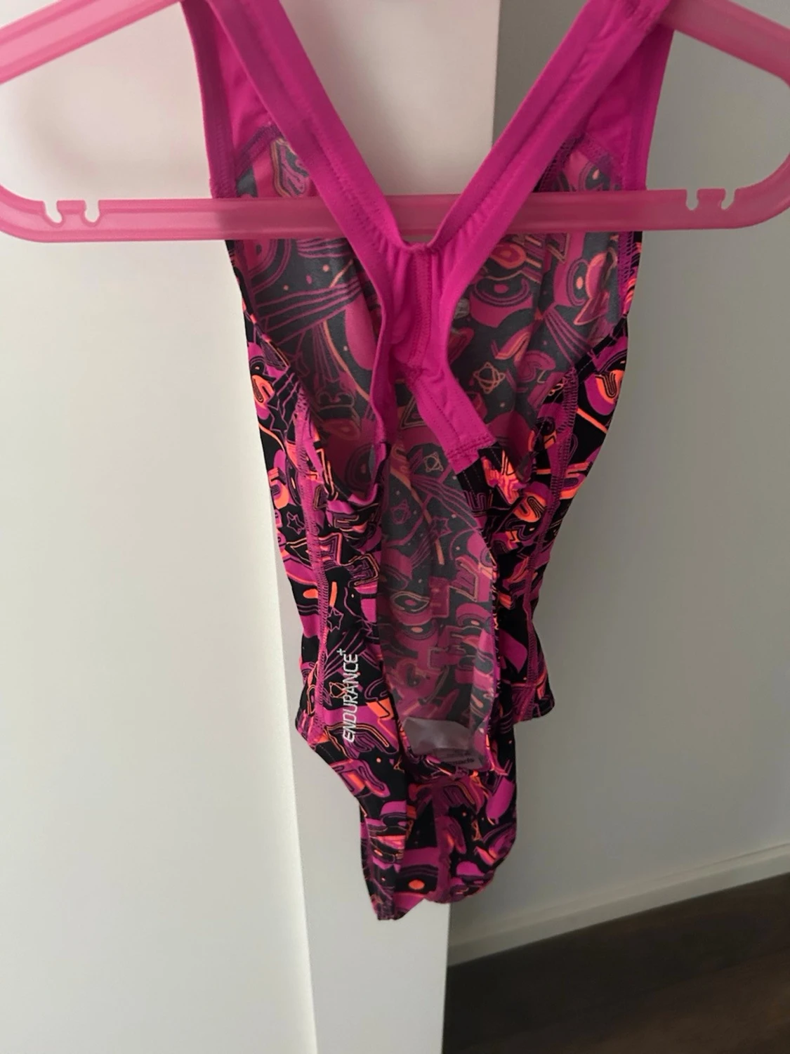 Färgglad baddräkt från Speedo - 2