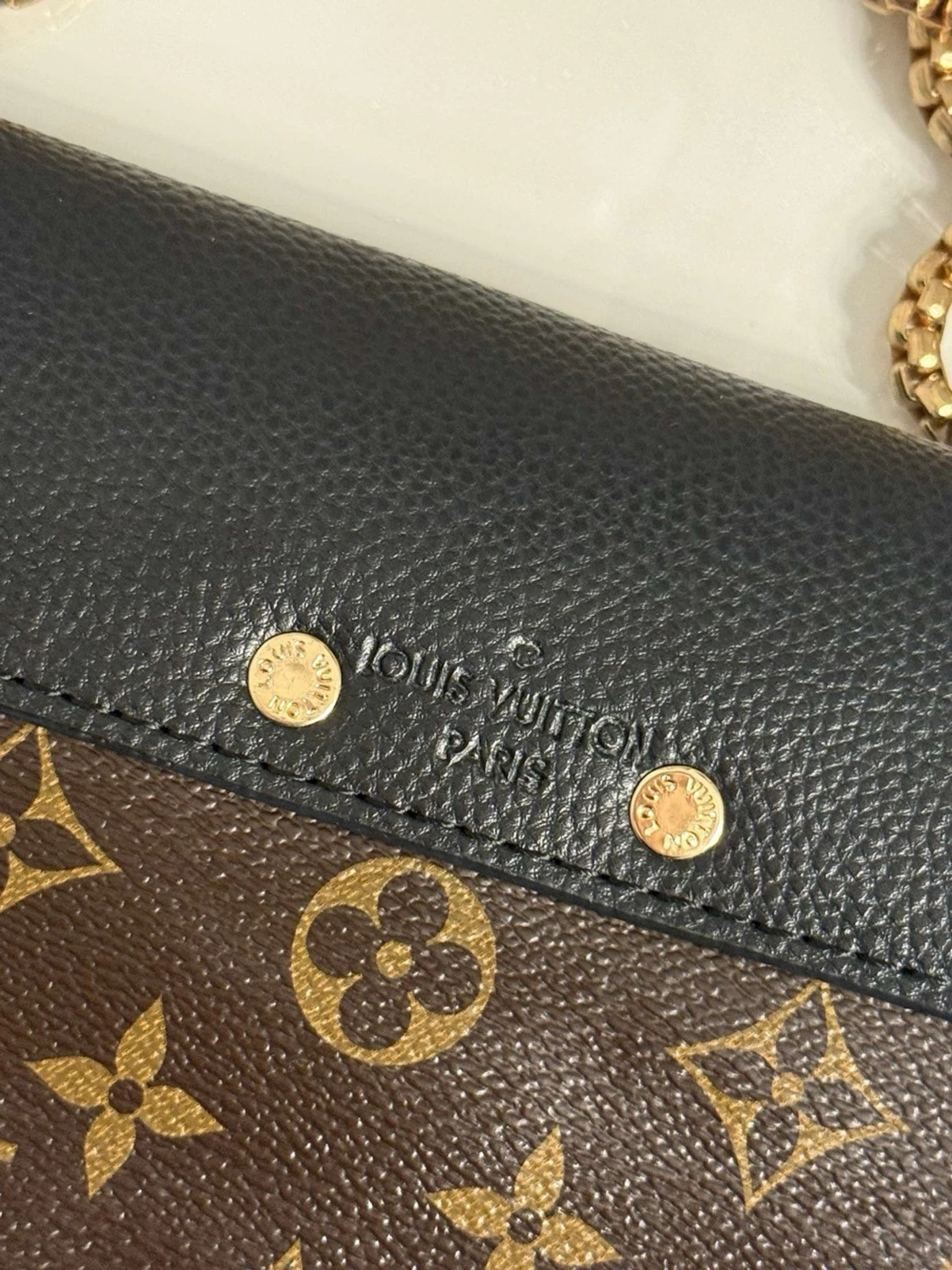 Monogram axelremsväska - 2