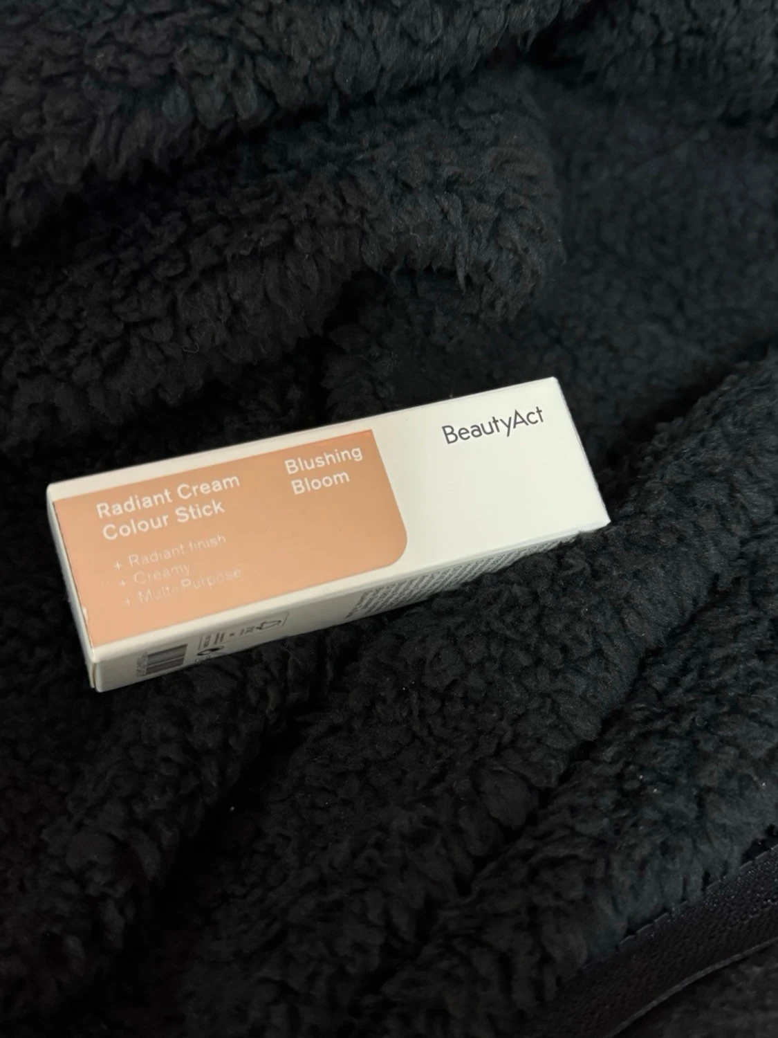 BeautyAct Radiant Cream Colour Stick