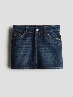 Kort jeanskjol - Säljer en snygg mörkblå jeanskjol i storlek 158 men passar som XS