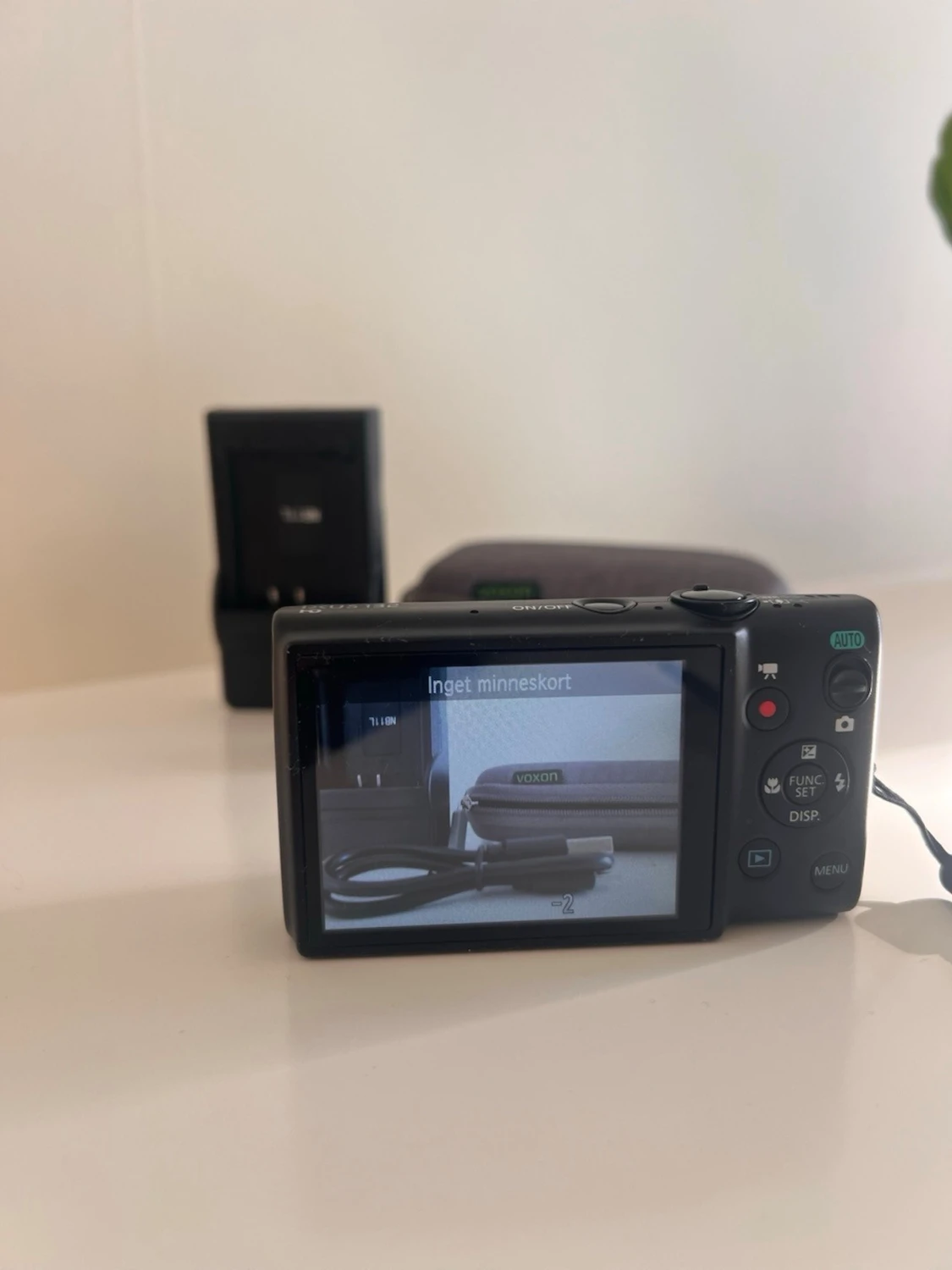 Canon IXUS 132 kompaktkamera svart - 2