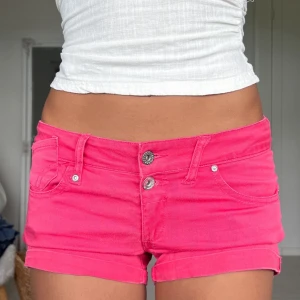 Shorts - Midjemått: 39cm rakt över 💗