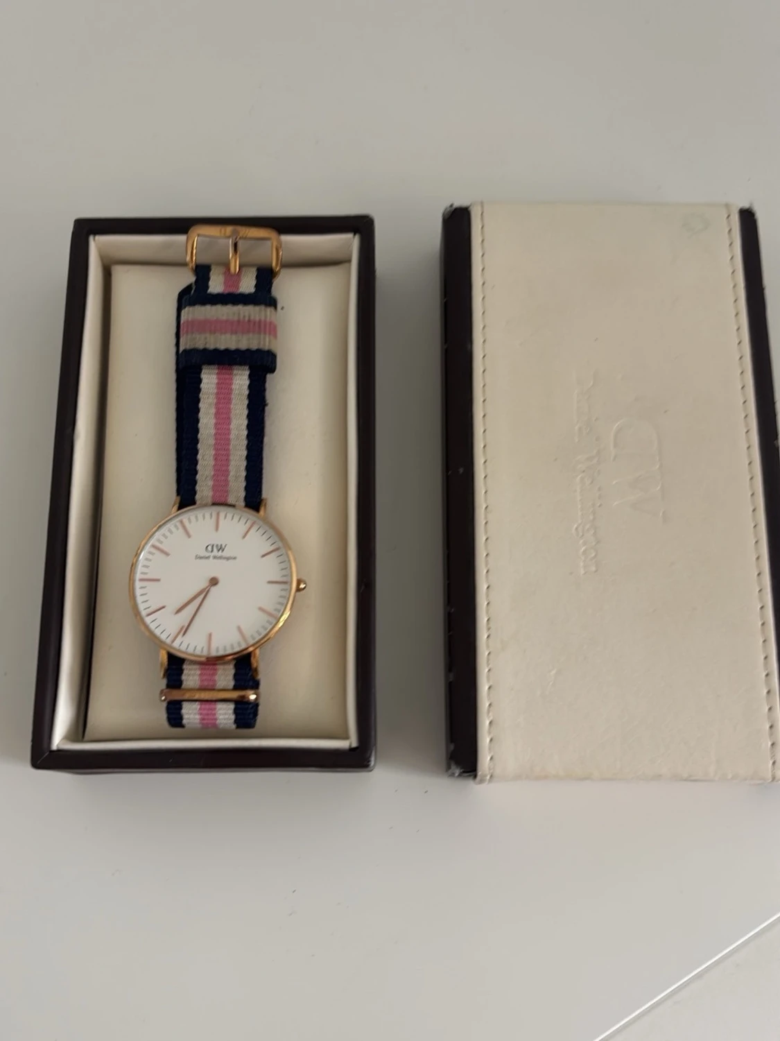 Daniel Wellington klocka med randigt band - 1