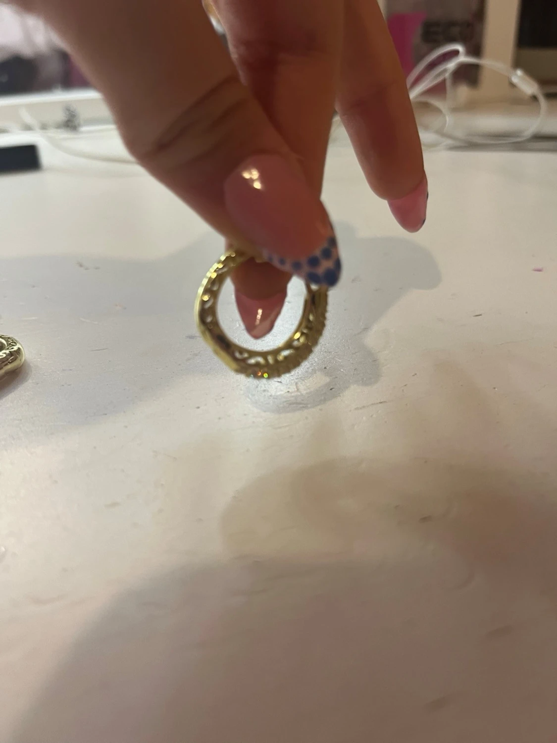 Guldpläterade creoler med mönster - 2