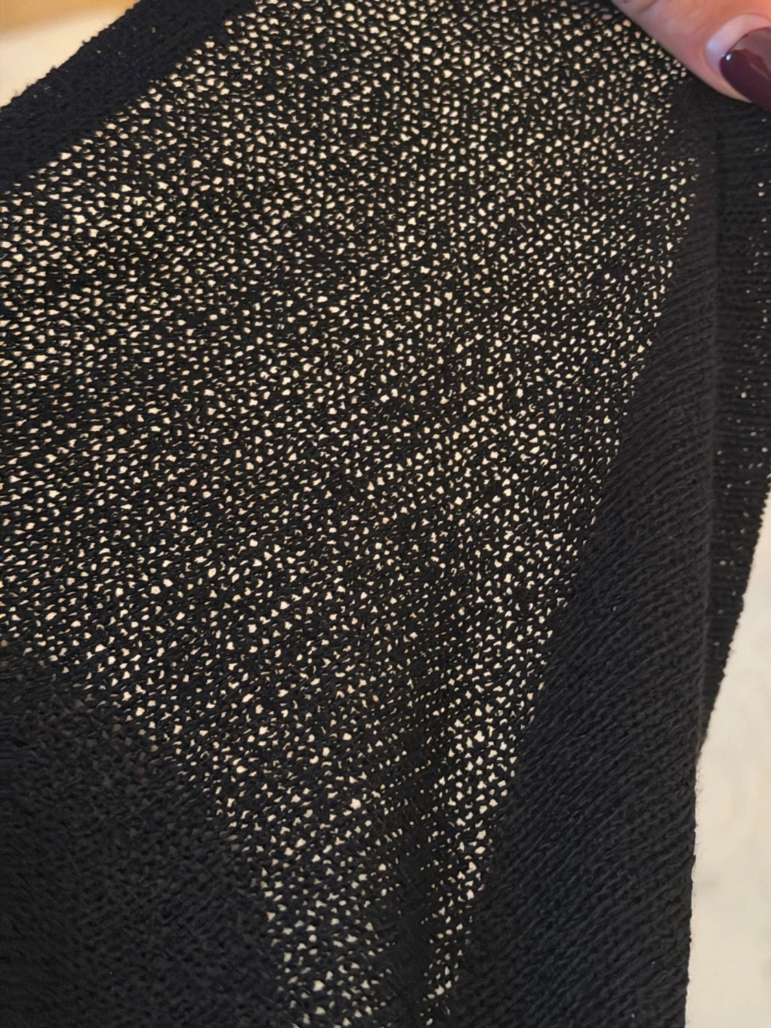 Svart linnetopp med smala axelband - 3