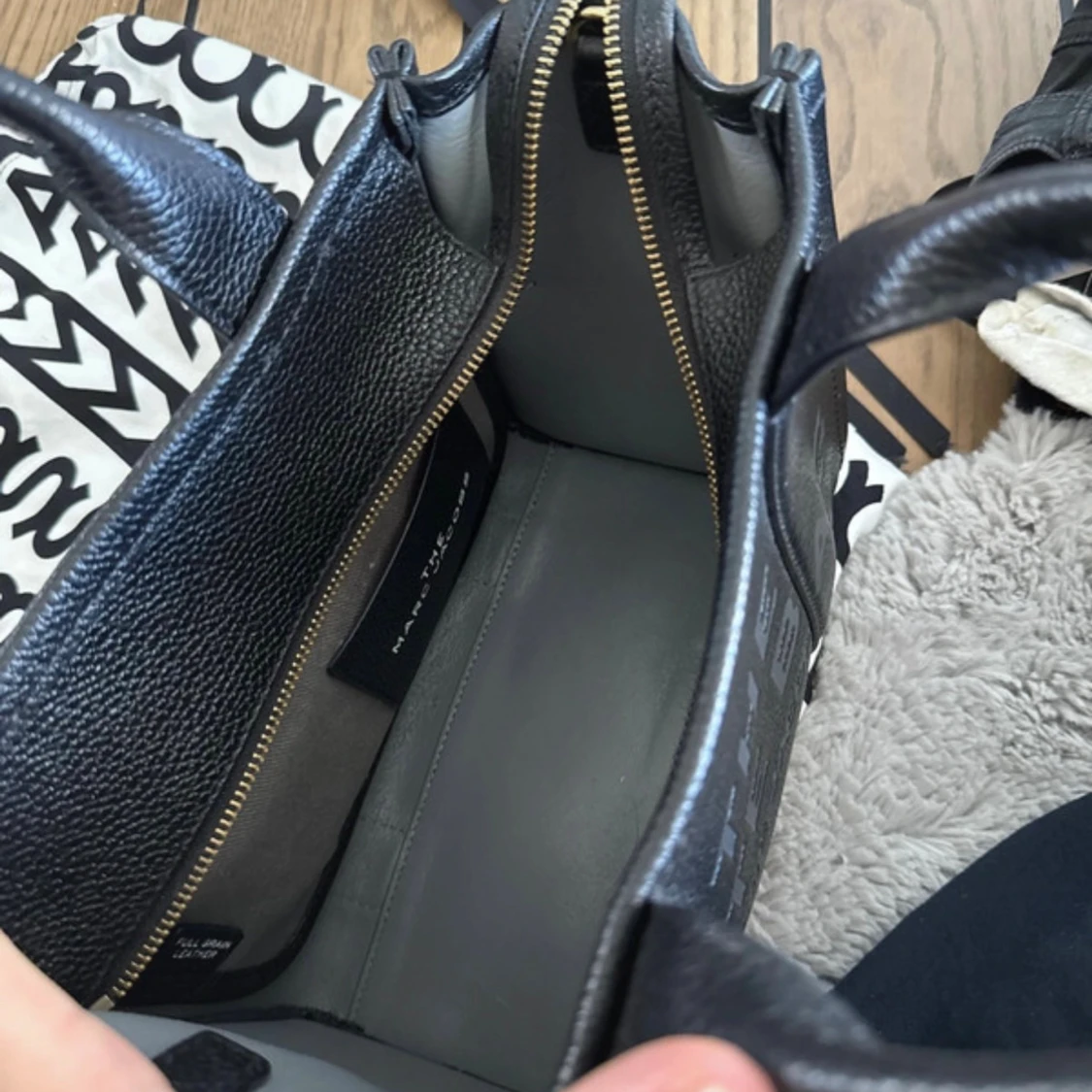 Svart The Tote Bag från Marc Jacobs - 3