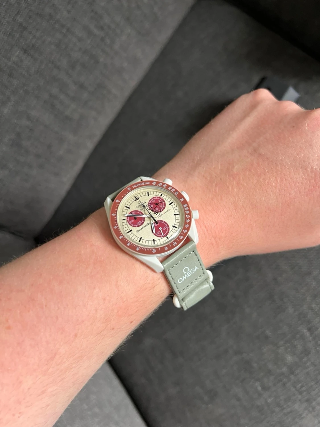 Omega x Swatch Moonswatch mission to pluto  - 3