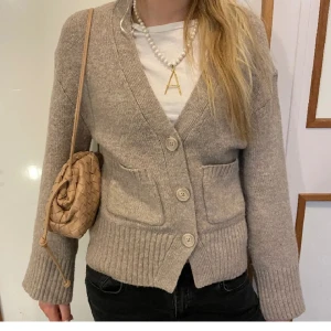 kofta med fickor - såå snygg kofta som inte kommer till användning!🩷(lånade bilder) 