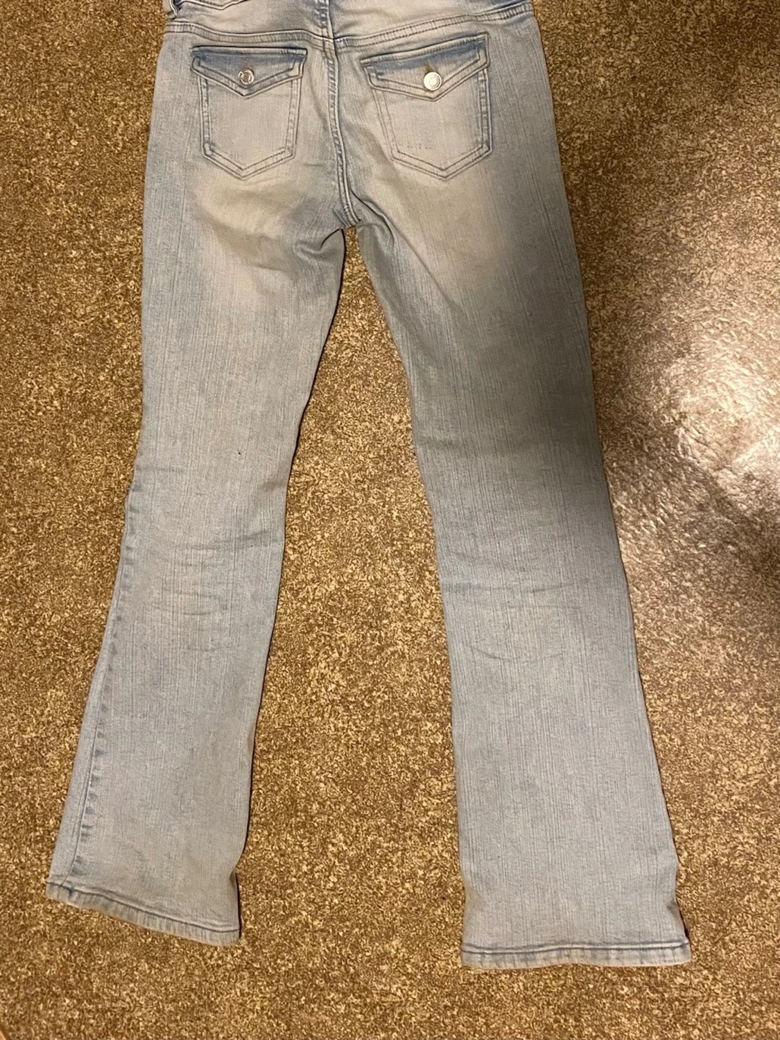 Ljusblå bootcut jeans - 1