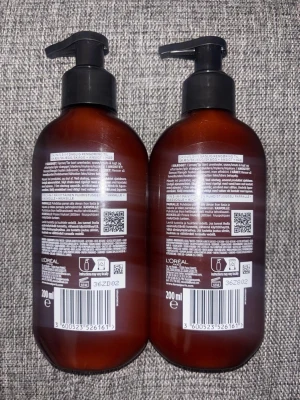 L’Oréal Men Expert Barber Club – 2 st nya - Två oöppnade L’Oréal Men Expert Barber Club 3-In-1 Wash (200 ml). Rengöringsgel för skägg, ansikte och hår som fräschar upp huden. • Volym: 2 x 200 ml.   Innehåller eteriska oljor, maskulin doft. • Skick: Helt nya.