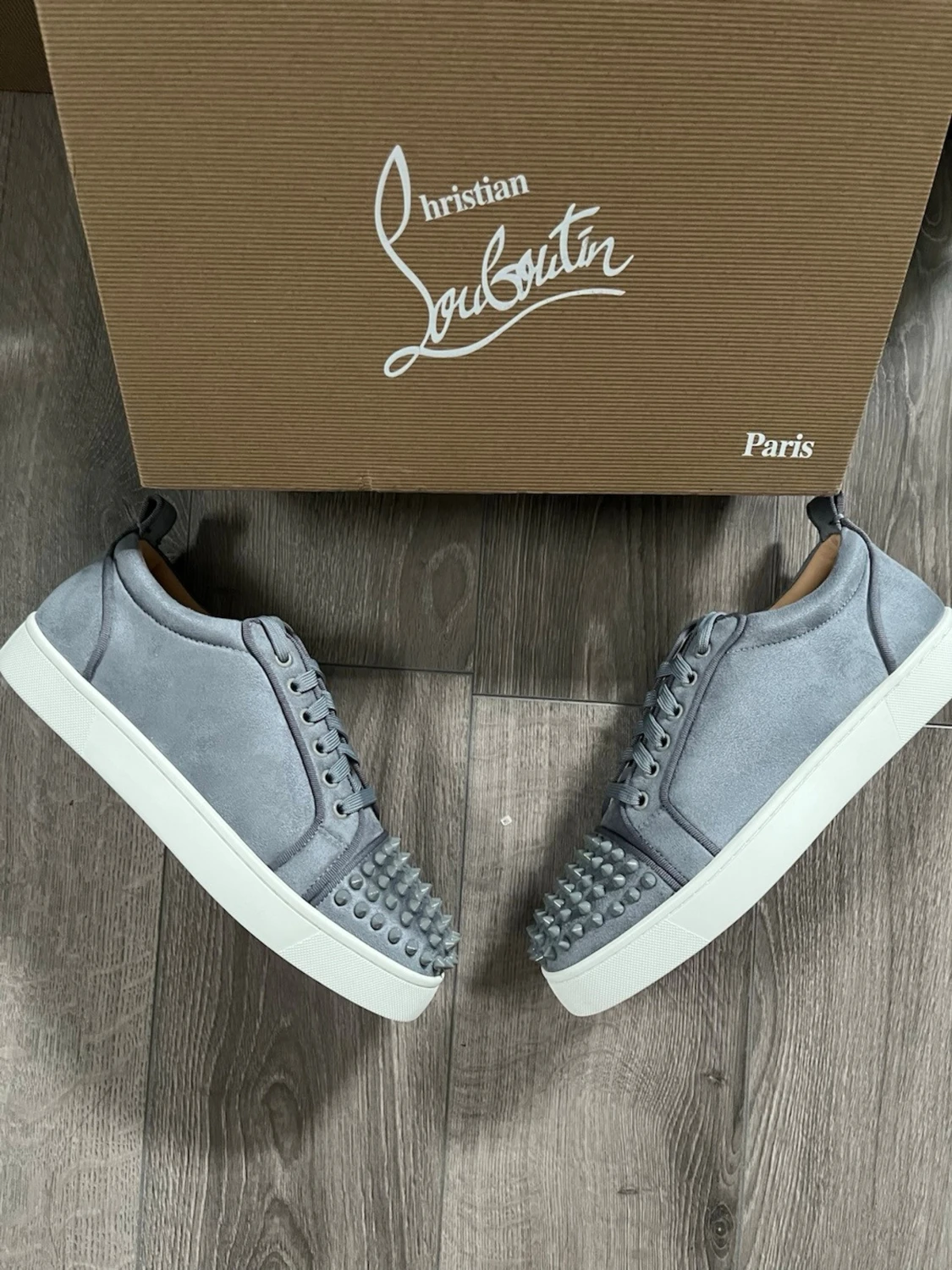 Gråa Christian Louboutin sneakers - 1