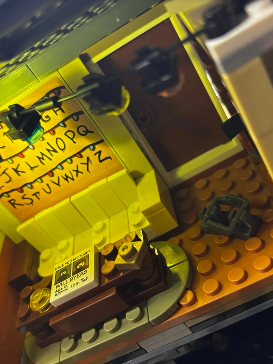 Stranger Things The Upside Down - 4