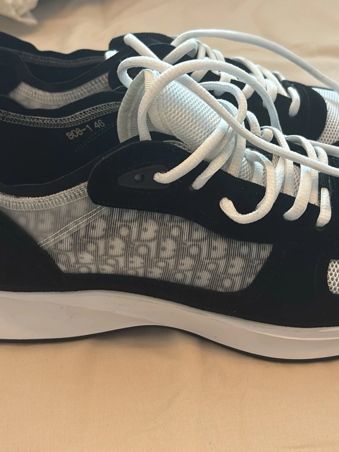 Fina svart vita skor - 2