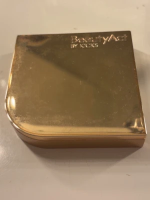 Puder från beautyact by kicks - Testad 1 gång men var inte för min hudtyp.