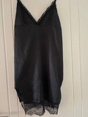 Nattlinne - Storlek S. Fint skick. 