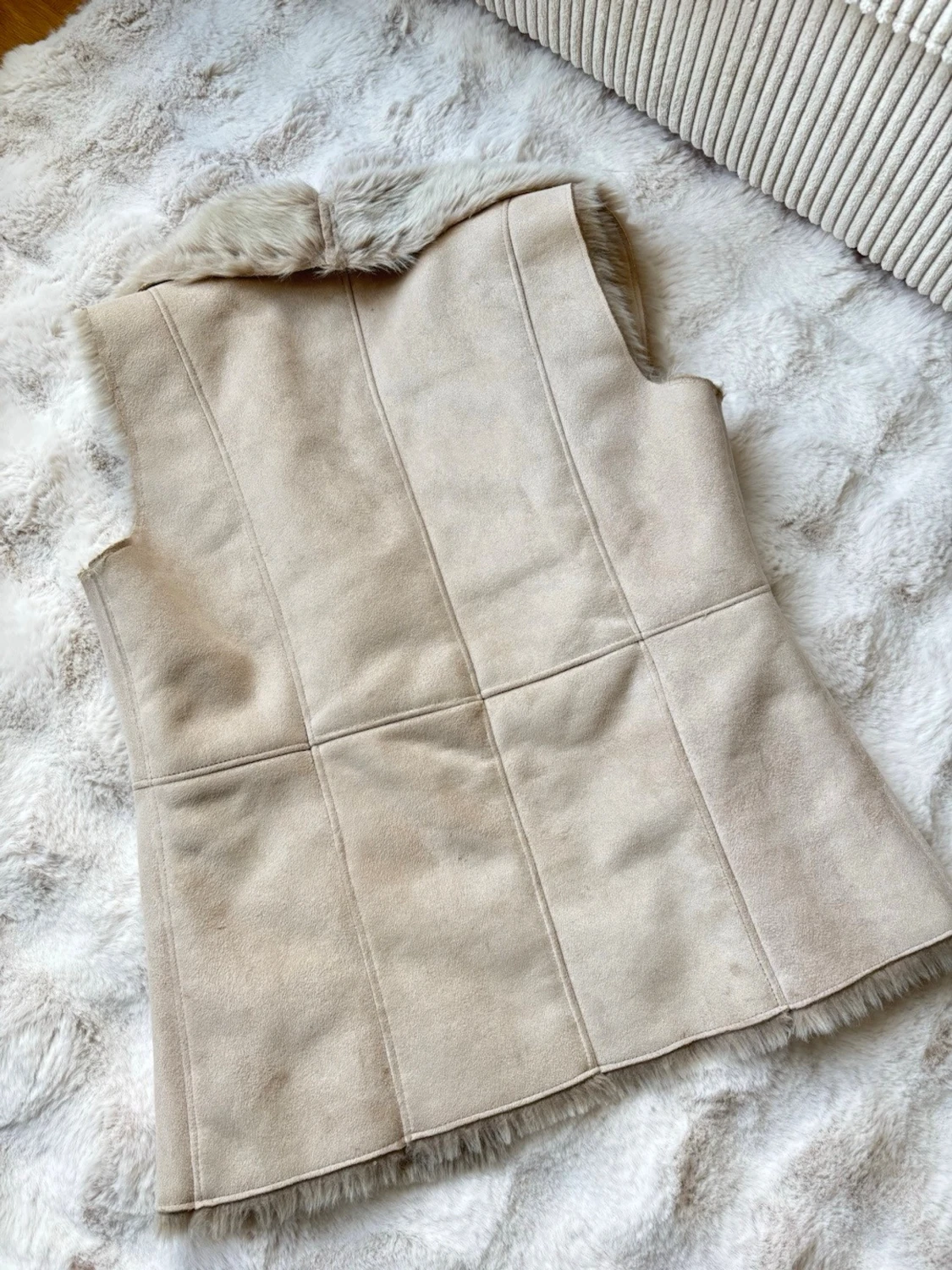 Beige pälsväst - 4